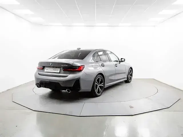 Usado BMW 320 Shadowline 190 CV (139 kW) 2025 Gris Berlina
