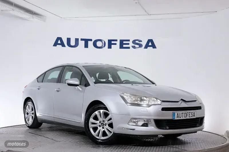 Usado Citroën C5 Exclusive 160 CV (117 kW) 2011 Plateado Berlina