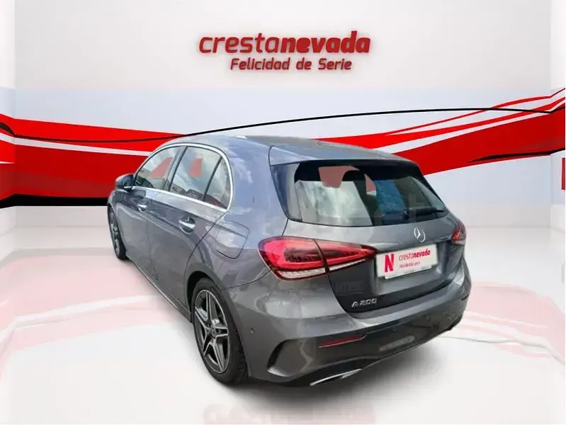 Usado Mercedes A200 163 CV (119 kW) 2020 Gris / plata Berlina