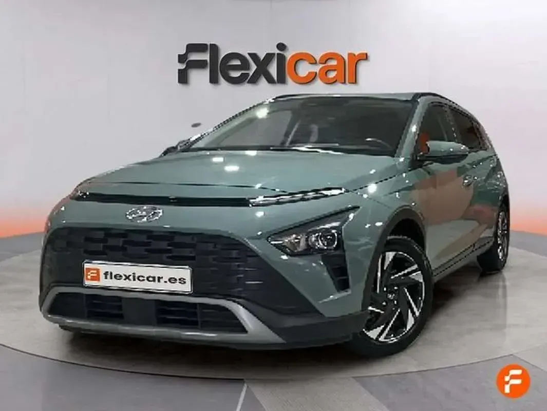 Usado Hyundai Bayon 84 CV (61 kW) 2023 Verde SUV