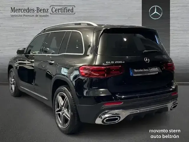 Usado Mercedes GLB200 150 CV (110 kW) 2025 Negro SUV