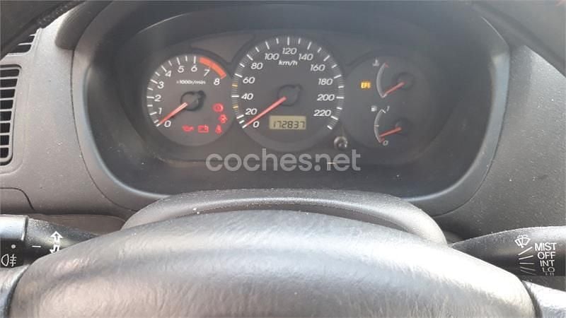 Gris / plata Usado 2002 Honda Civic LS Berlina | 3500 € (Precio justo) - Imagen 1/4