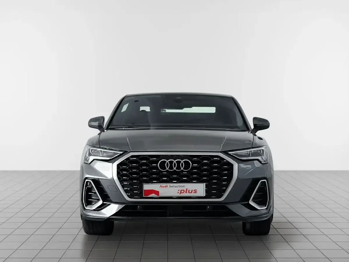Usado Audi Q3 Sportback S-Line 150 CV (110 kW) 2022 Gris SUV