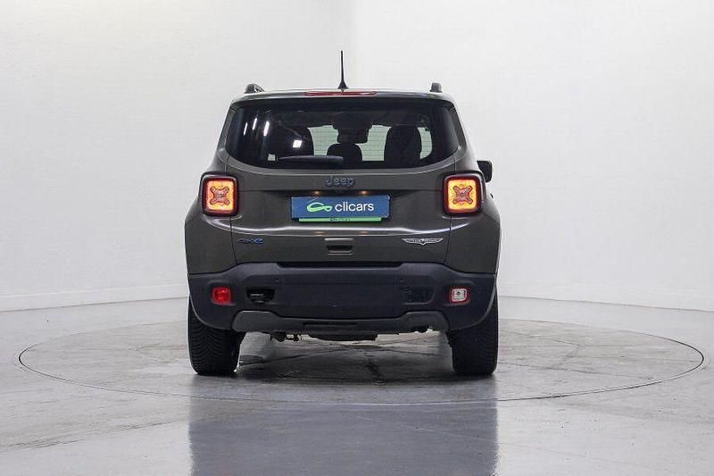 Usado Jeep Renegade Trailhawk 240 CV (176 kW) 2022 Verde SUV