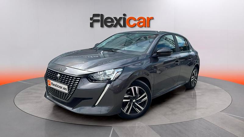Usado Peugeot 208 Active 102 CV (75 kW) 2023 Gris Utilitario
