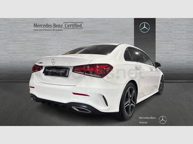 Usado Mercedes A180 116 CV (85 kW) 2019 Blanco Berlina