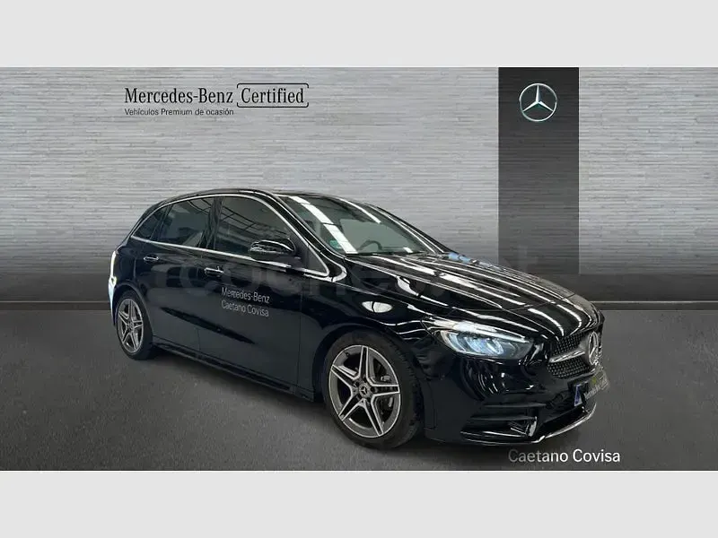 Usado Mercedes B200 150 CV (110 kW) 2024 Negro Utilitario