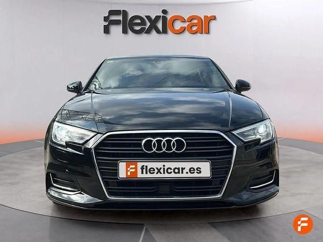 Usado Audi A3 150 CV (110 kW) 2019 Negro Berlina