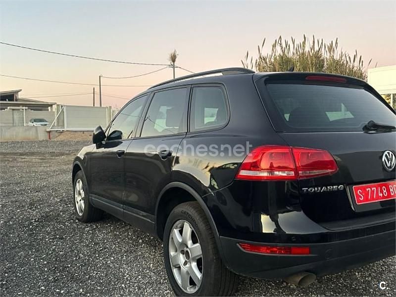 Usado VW Touareg 239 CV (175 kW) 2011 Negro SUV