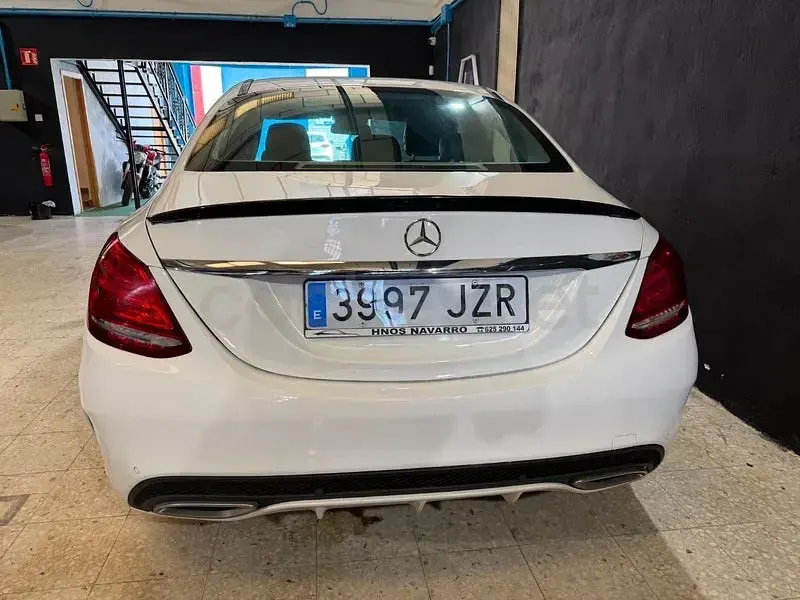 Usado Mercedes C220 170 CV (125 kW) 2017 Blanco Berlina