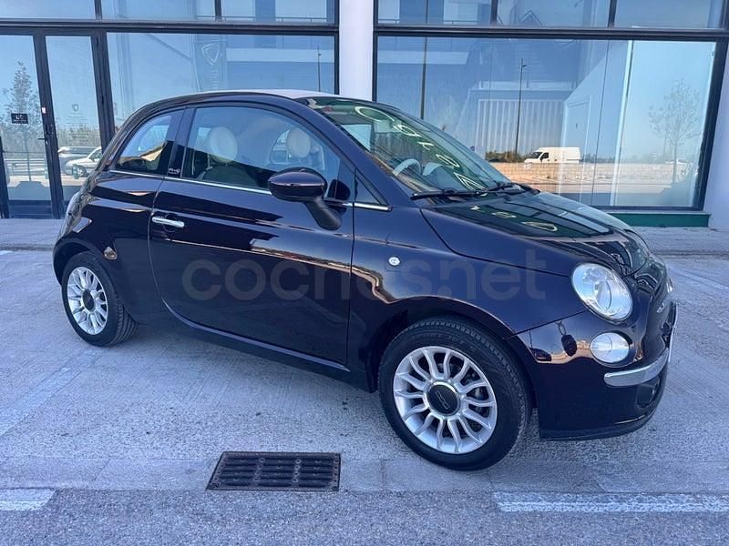 Usado Fiat 500C Lounge 69 CV (50 kW) 2012 Violeta / lila Descapotable