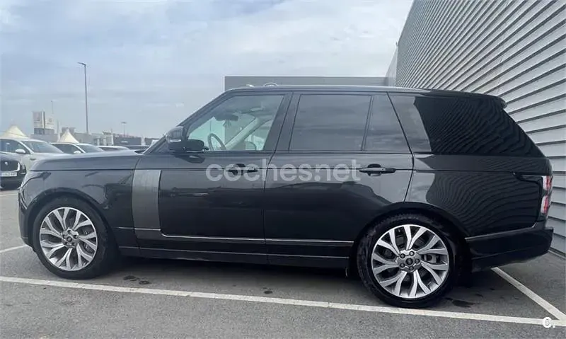 Usado Land Rover Range Rover Vogue 404 CV (297 kW) 2020 Gris / plata SUV