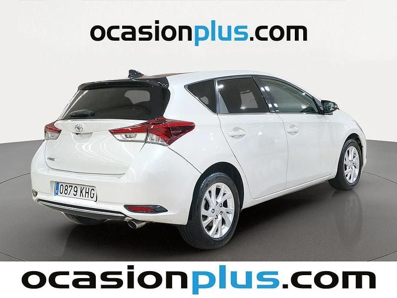 Usado Toyota Auris 116 CV (85 kW) 2018 Blanco Utilitario
