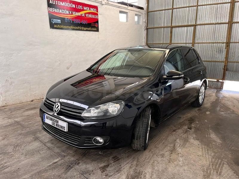 Usado VW Golf VI 105 CV (77 kW) 2010 Negro Utilitario
