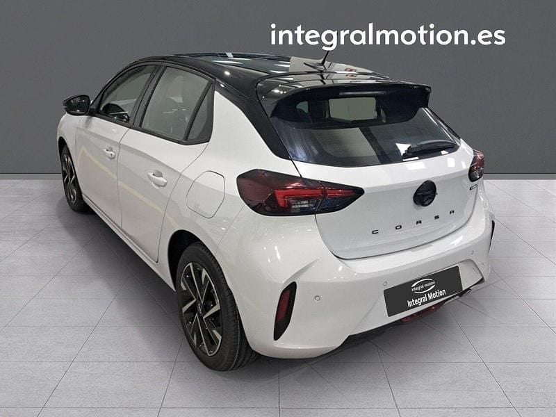 Nuevo Opel Corsa 110 CV (80 kW) 2026 Blanco Berlina