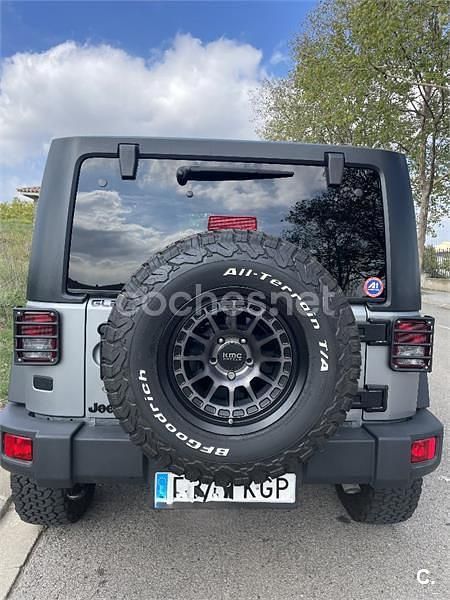 Usado Jeep Wrangler Rubicon 200 CV (147 kW) 2018 Gris / plata SUV