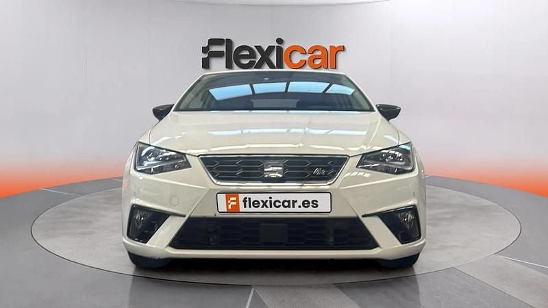 Usado Seat Ibiza FR 115 CV (84 kW) 2018 Blanco Utilitario
