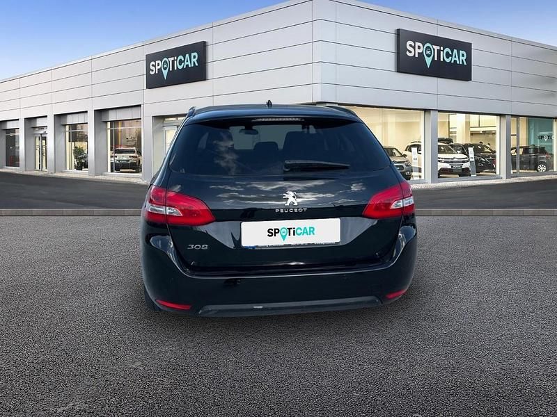 Usado Peugeot 308 SW Allure 130 CV (95 kW) 2020 Negro Familiar
