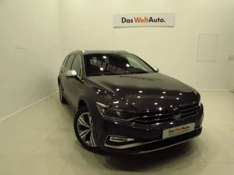 Gris/plata Nuevo 2024 VW Passat Alltrack | 51.990 € - Imagen 1/4