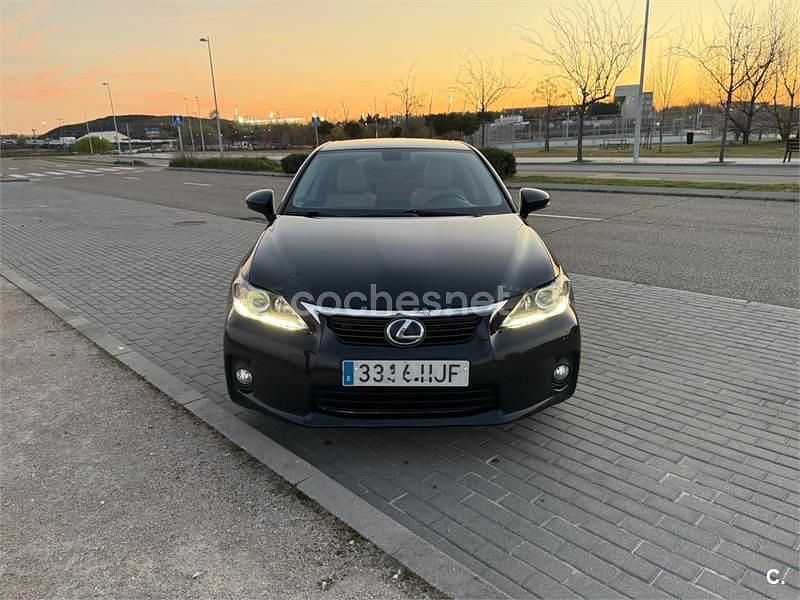 Usado Lexus CT200h Executive Line 136 CV (100 kW) 2012 Negro Berlina