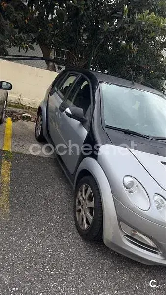 Usado Smart ForFour Pulse 75 CV (55 kW) 2004 Gris / plata Utilitario