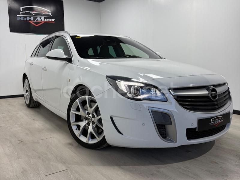 Blanco Usado 2016 Opel Insignia OPC Familiar | 22.990 € - Imagen 1/4