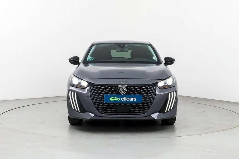 Usado Peugeot 208 Allure 102 CV (75 kW) 2025 Gris Utilitario