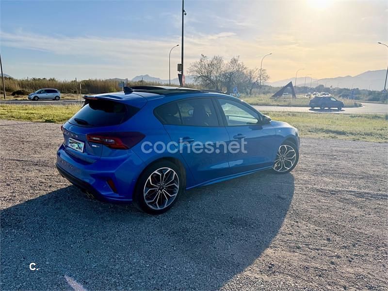 Usado Ford Focus ST-Line X 155 CV (114 kW) 2022 Azul Berlina