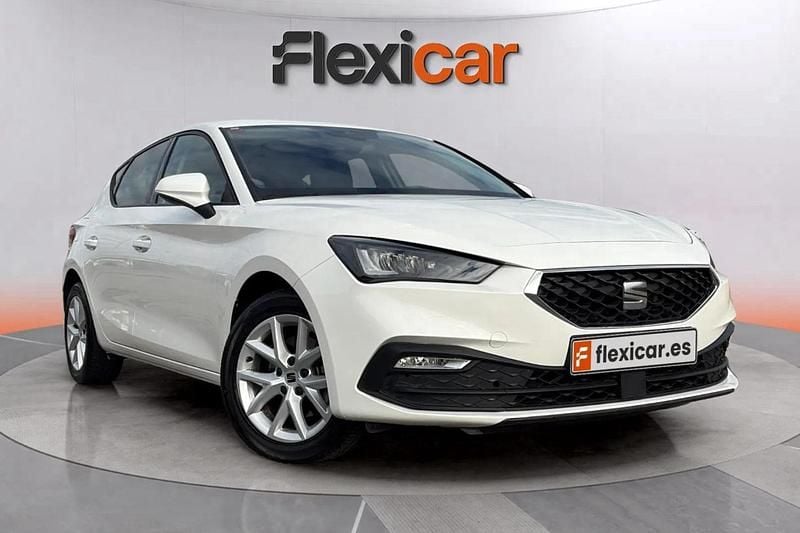 Blanco Usado 2021 Seat Leon Style Berlina | 16.990 € (Buen precio) - Imagen 1/4