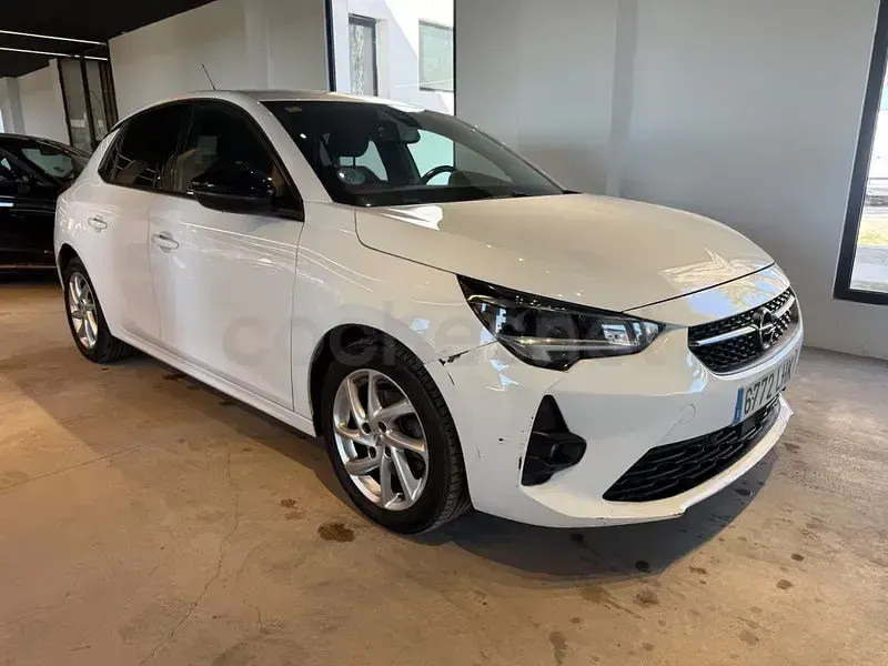 Usado Opel Corsa GS Line 102 CV (75 kW) 2020 Blanco Utilitario