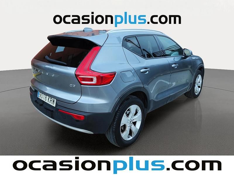 Usado Volvo XC40 Momentum 150 CV (110 kW) 2018 Gris SUV