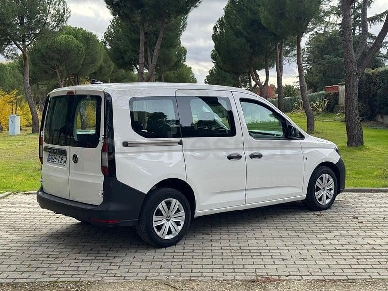 Usado VW Caddy 102 CV (75 kW) 2021 Blanco Monovolumen