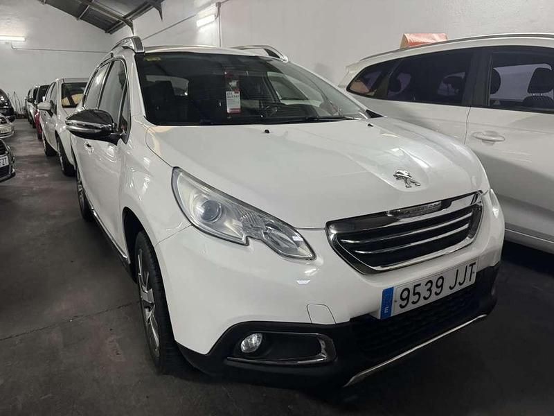 Usado Peugeot 2008 Style 82 CV (60 kW) 2016 Blanco SUV