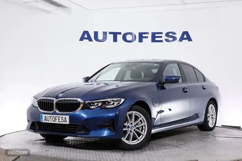 Azul Usado 2021 BMW 330e Berlina | 27.850 € (Buen precio) - Imagen 1/4