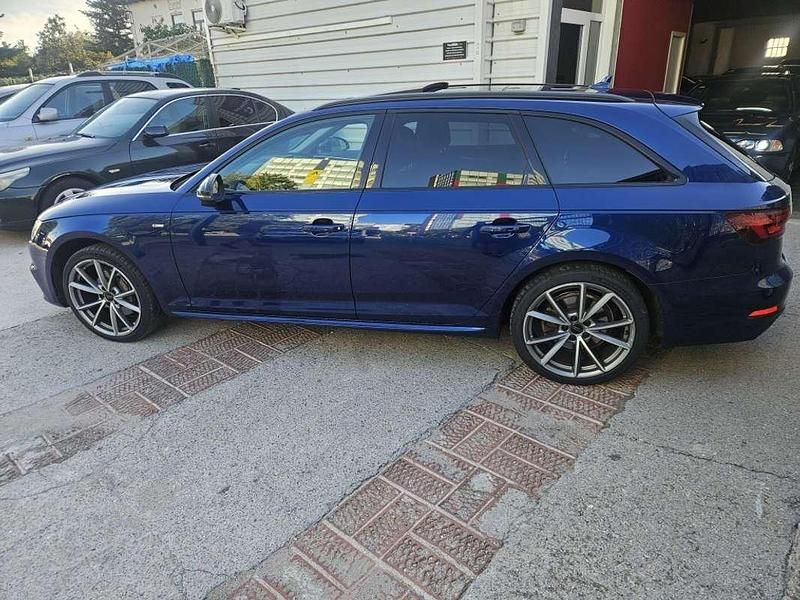 Usado Audi A4 S-Line 190 CV (139 kW) 2019 Azul Familiar
