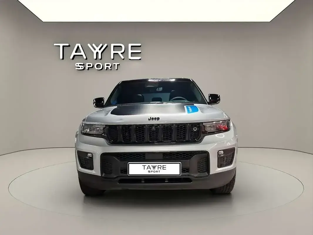 Usado Jeep Grand Cherokee Trailhawk 381 CV (280 kW) 2024 Gris SUV