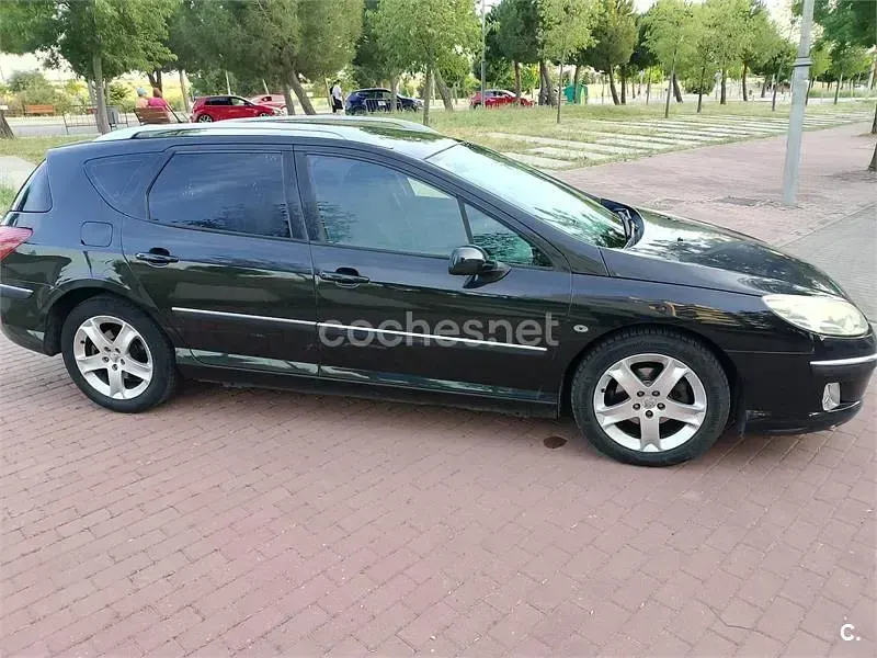 Usado Peugeot 407 Sport 136 CV (100 kW) 2005 Negro Familiar