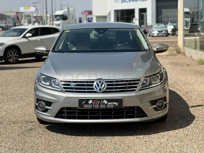 Usado VW CC R-line 140 CV (102 kW) 2015 Gris / plata Berlina