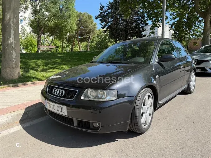 Usado Audi S3 225 CV (165 kW) 2003 Negro Utilitario