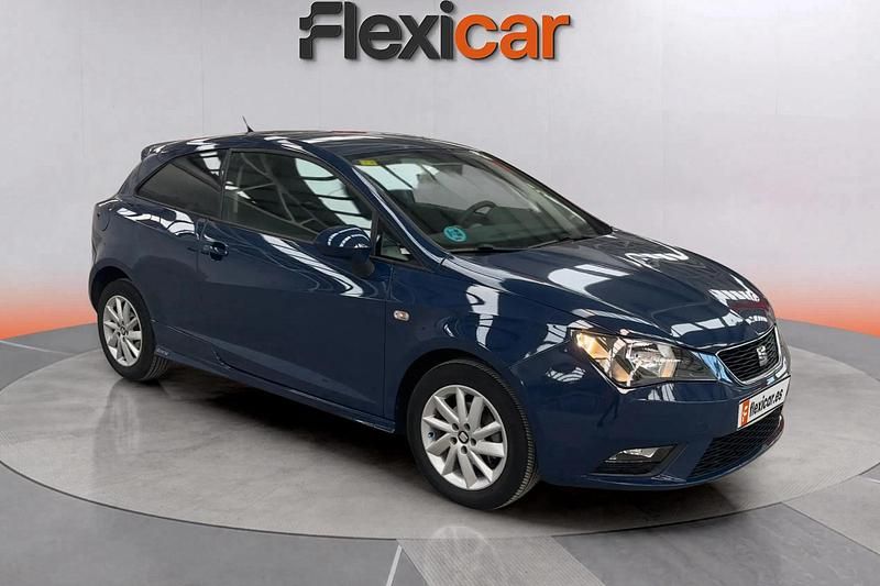 Azul Usado 2016 Seat Ibiza SC Reference Utilitario | 9890 € (Un poco caro) - Imagen 1/4