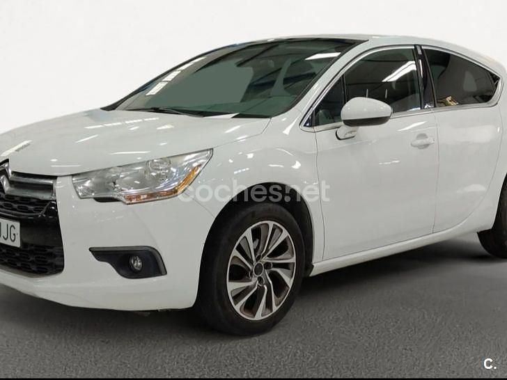 Blanco Usado 2015 DS Automobiles DS4 Berlina | 10.500 € (Precio justo) - Imagen 1/4