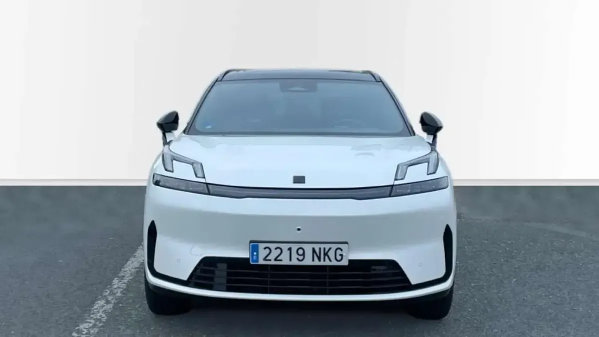 Usado Lynk & Co 08 347 CV (255 kW) 2026 Blanco SUV