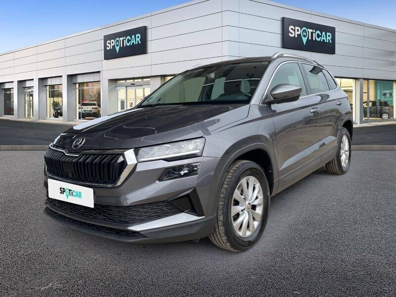 Gris Usado 2022 Skoda Karoq Ambition SUV | 21.900 € (Caro) - Imagen 1/4