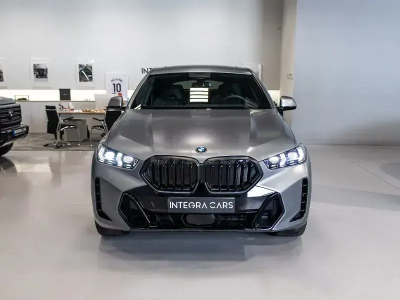 Nuevo BMW X6 M Sport 352 CV (258 kW) 2025 Gris / plata SUV