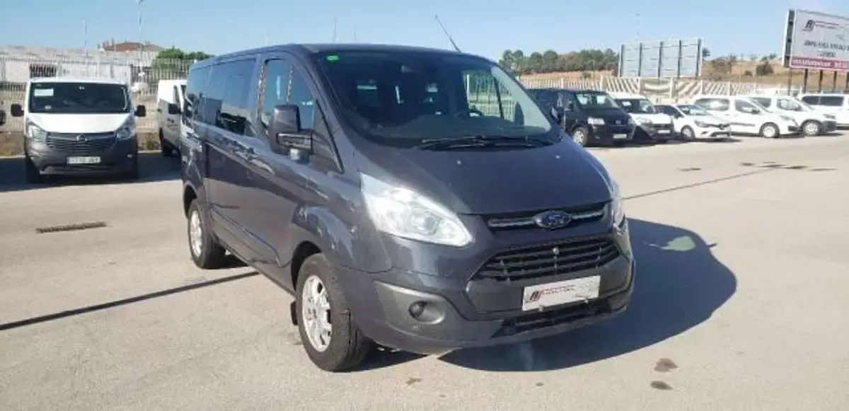 Usado Ford Transit Custom 125 CV (91 kW) 2013 Gris Van