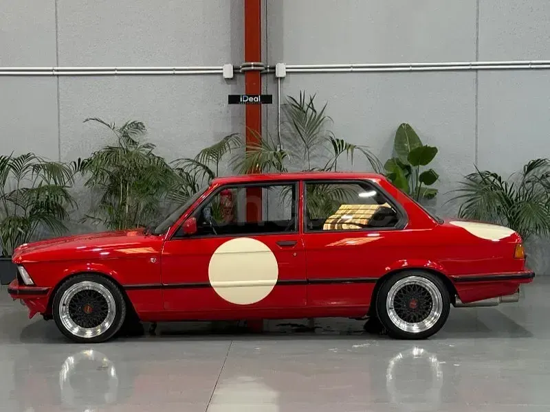 Usado BMW 318 115 CV (84 kW) 1983 Rojo Berlina