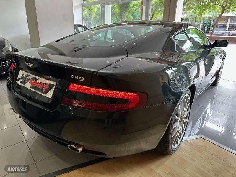 Usado Aston Martin DB9 450 CV (330 kW) 2007 Verde Coupe