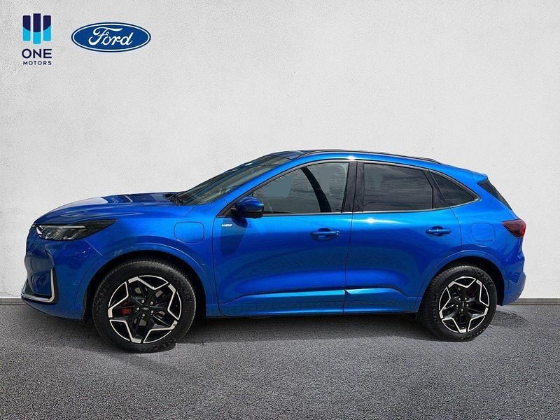 Usado Ford Kuga ST-Line X 243 CV (178 kW) 2024 Azul SUV