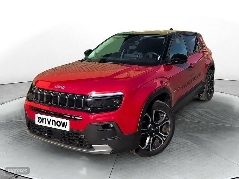 Rojo Usado 2024 Jeep Avenger Summit SUV | 24.900 € (Un poco caro) - Imagen 1/4
