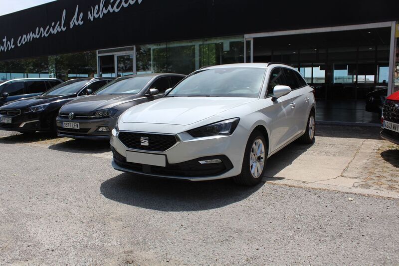 Blanco Usado 2021 Seat Leon Style Familiar | 15.450 € (Buen precio) - Imagen 1/4